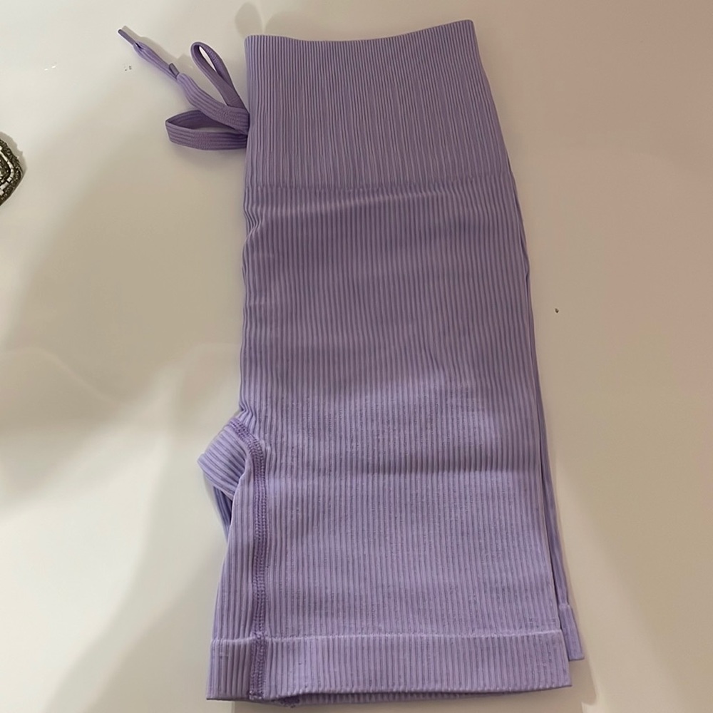 Lilac Ribbed Shorts - Picture 3 of 3